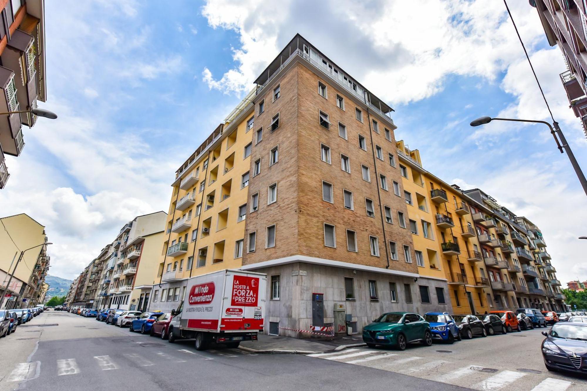 Unipalace Near The Inalpiarena Apartment